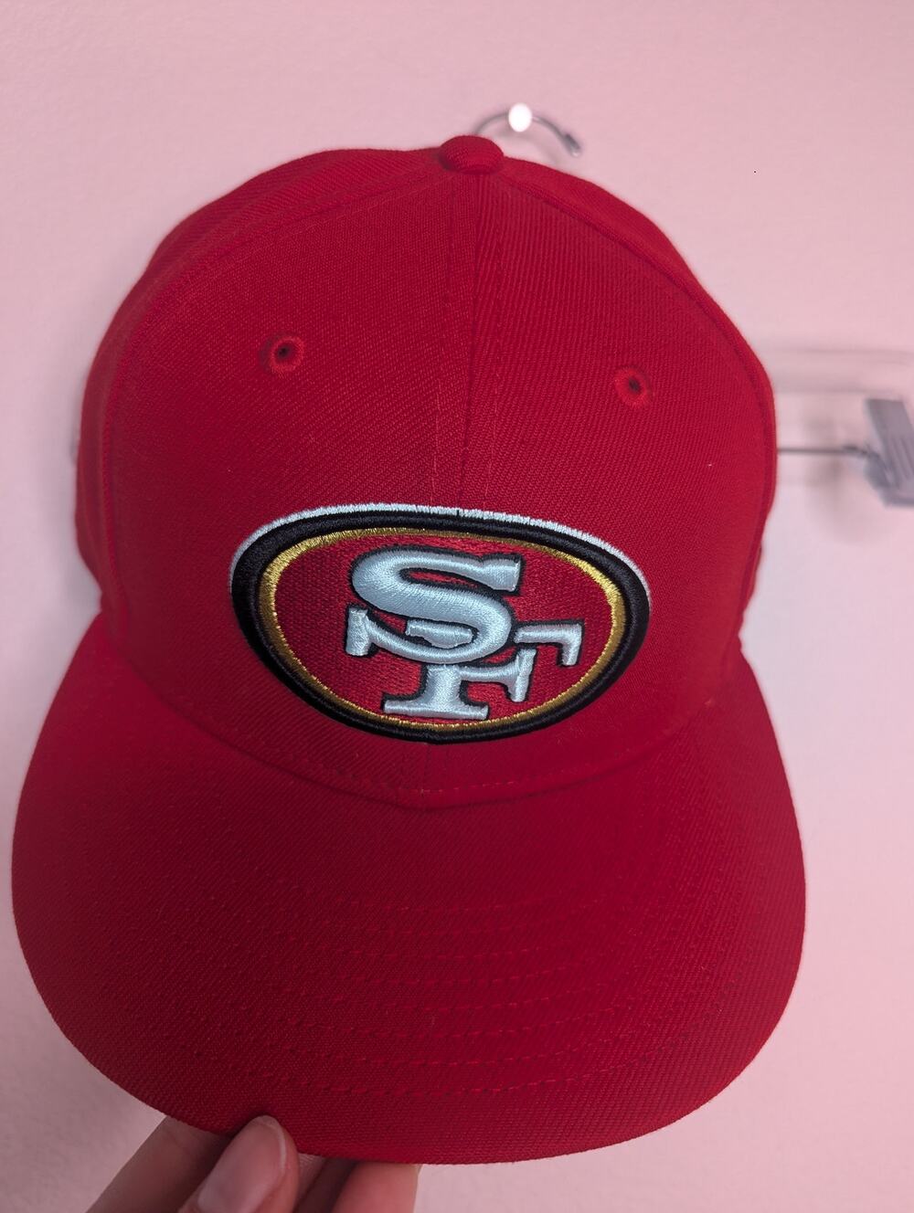 NFL NWOT San Francisco 49ers Unisex Red Hat Adjustable Sports Football Athletic